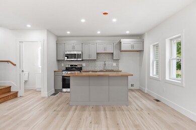 45 Fruit St unit A, Leominster, MA 01453 - photo 6