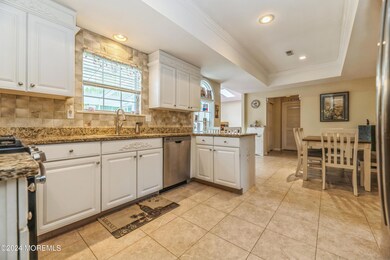 95 Nutmeg Rd, Matawan, NJ 07747 - photo 6