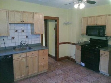 9 Oconnell Rd, Dorchester Center, MA 02124 - photo 5