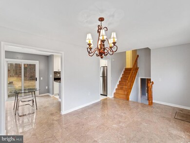 10101 Madronawood Dr, Laurel, MD 20708 - photo 5