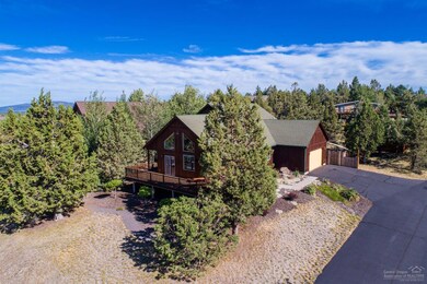 3650 SW Hillcrest Ct, Redmond, OR 97756 - photo 2