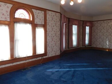 317 N Wabash St, Wabash, IN 46992 - photo 5