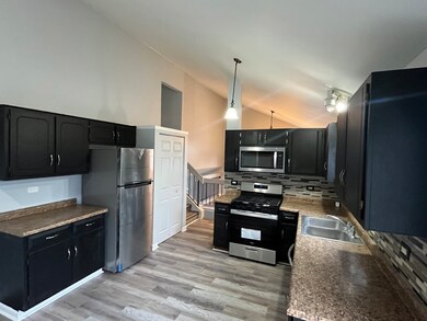 18200 Idlewild Dr, Country Club Hills, IL 60478 - photo 7