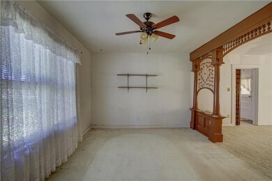 5 E Maple Front Dining Room