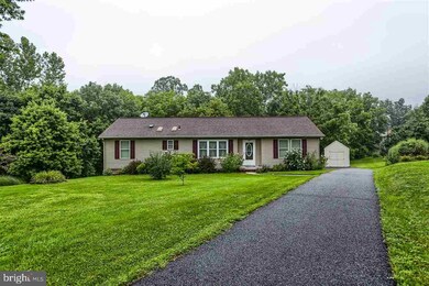35 Vicki Cir unit 24, Gettysburg, PA 17325 - photo 2