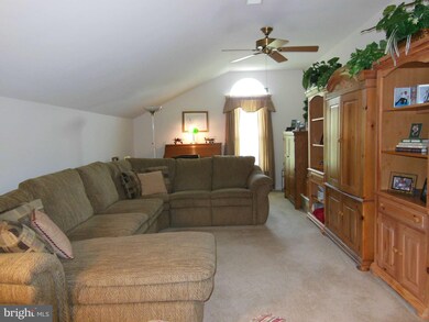 140 Glyndon Trace Dr, Reisterstown, MD 21136 - photo 7