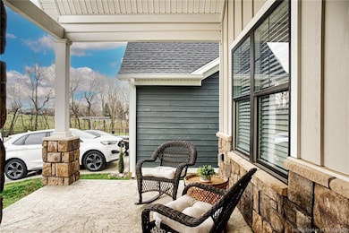 1015 Oskin Dr, Georgetown, IN 47122 - photo 3