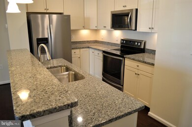 43555 Helmsdale Terrace unit 12A7, Chantilly, VA 20152 - photo 3