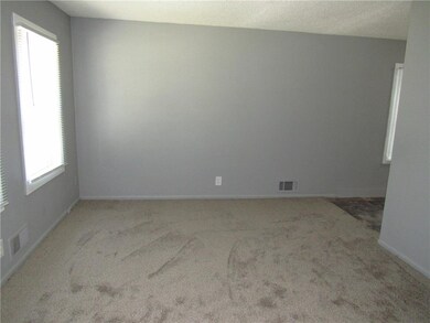 3515 E 69th St, Kansas City, MO 64132 - photo 2