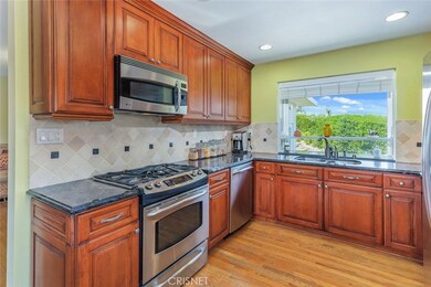 4890 Calderon Rd, Woodland Hills, CA 91364 - photo 6