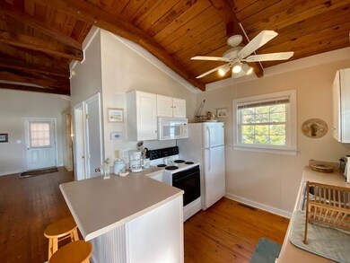 1261 N Lakeshore Dr, Louisa, VA 23093 - photo 4