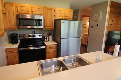 6 Fairway Dr unit 13, Woodstock, NH 03262 - photo 5