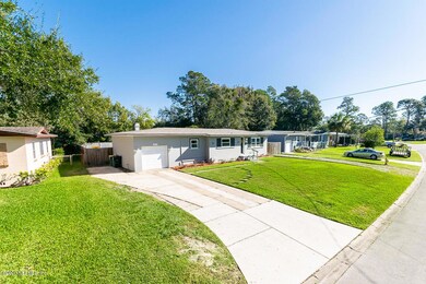 6919 Waikiki Rd, Jacksonville, FL 32216 - photo 3