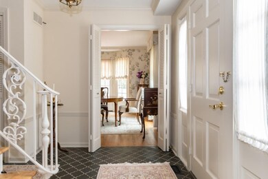 4166 Old Colony-1