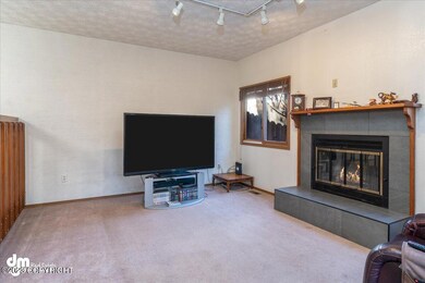 03-Living Room_ELI06812-Edit-Edit