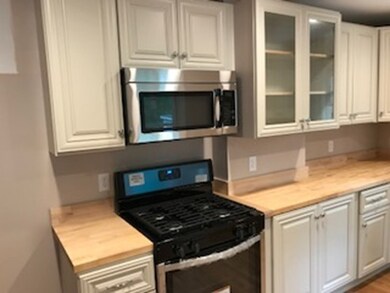 43 Beacon St unit 1, Woburn, MA 01801 - photo 4