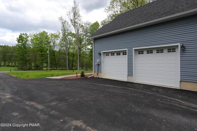 1436 Astolat Rd, Effort, PA 18330 - photo 6