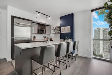 55 SE 6th St unit 3701, Miami, FL 33131 - photo 7