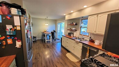 408 Westerfield Rd, Davenport, IA 52806 - photo 6