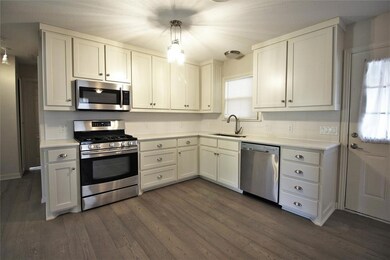 717 N Union St, Whitesboro, TX 76273 - photo 2