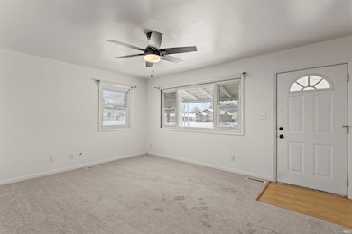 2137 N Waugh St, Kokomo, IN 46901 - photo 4