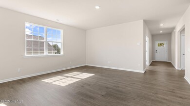 Living/Dining Area