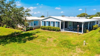 5822 Apache St, Zephyrhills, FL 33542 - photo 4