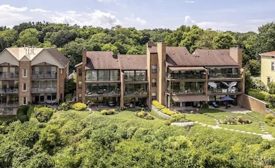 558 Davenport Ave, Cincinnati, OH 45204 - photo 3