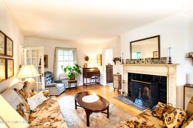 LIVING ROOM-864A5966-19