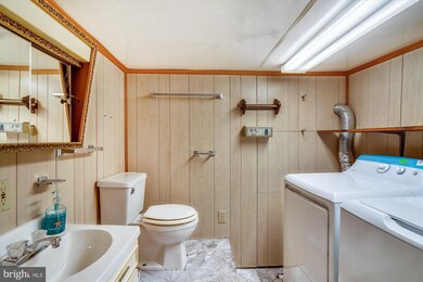 18 E C St, Brunswick, MD 21716 - photo 2