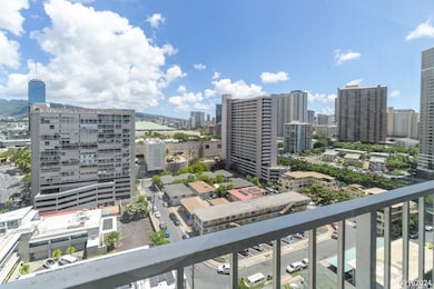 Sunset Towers unit 1702, Honolulu, HI 96814 - photo 7
