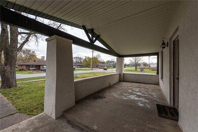 308 S Mock St, Prairie Grove, AR 72753 - photo 3