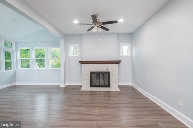 3228 Eisenbrown Rd, Reading, PA 19605 - photo 5