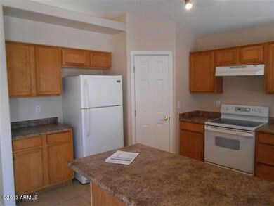 G - kitchen