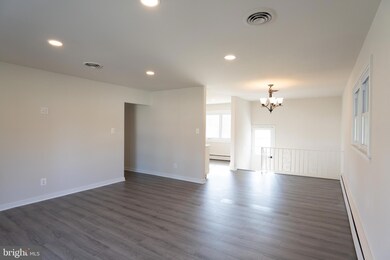 3738 Susan Ln, Brookhaven, PA 19015 - photo 7