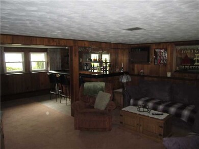 Den/Family/Great Room. Air conditioned family room