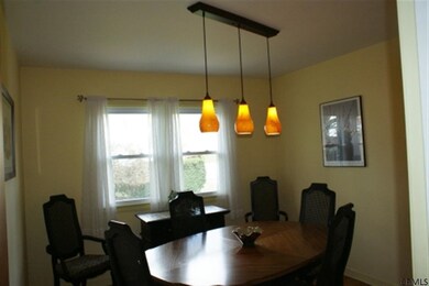 42 Croswell St, Albany, NY 12206 - photo 7