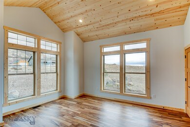Extra room with vaulted ceiling