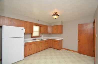 3606 SW 3rd St, Des Moines, IA 50315 - photo 5