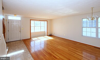 10416 Vista Gardens Dr, Bowie, MD 20720 - photo 3