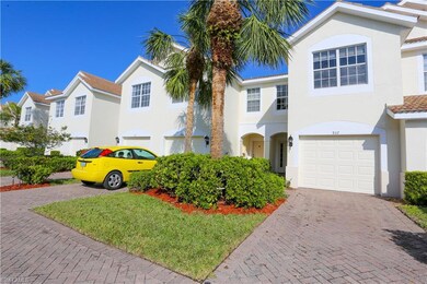 937 Hampton Cir, Naples, FL 34105 - photo 2