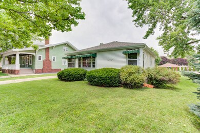 108 E Pembroke St, Tuscola, IL 61953 - photo 2