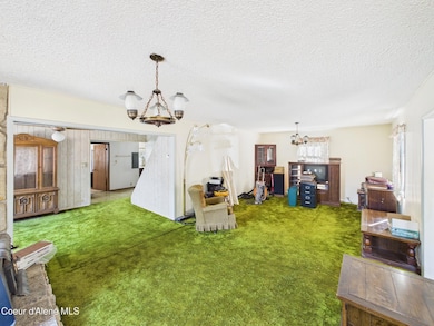 CAM01700G0-PR0078-STILL009