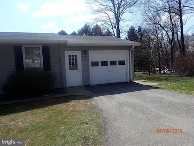 3718 S Mountain Rd, Knoxville, MD 21758 - photo 4