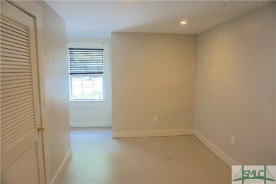 124 E Jones St unit Garden, Savannah, GA 31401 - photo 7
