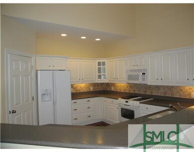 Kitchen. Spacious and well laid out kitchen with t