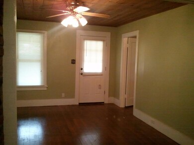 410 SW Judson St, Grants Pass, OR 97526 - photo 2