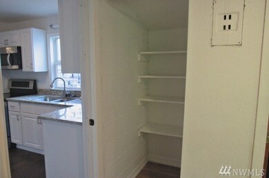 263 Douglas St, Longview, WA 98632 - photo 2