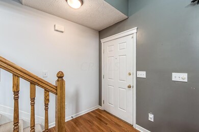 4393 Greensbury Dr, New Albany, OH 43054 - photo 2