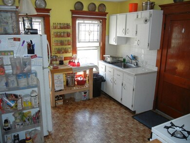 292-294 W Franklin St, Holyoke, MA 01040 - photo 5